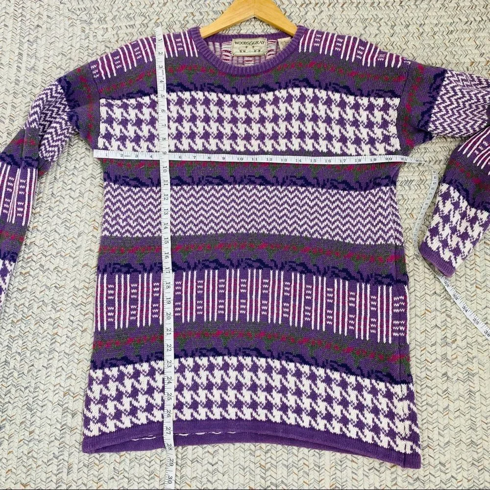 Vintage purple oversized 80’s grandma sweater size small